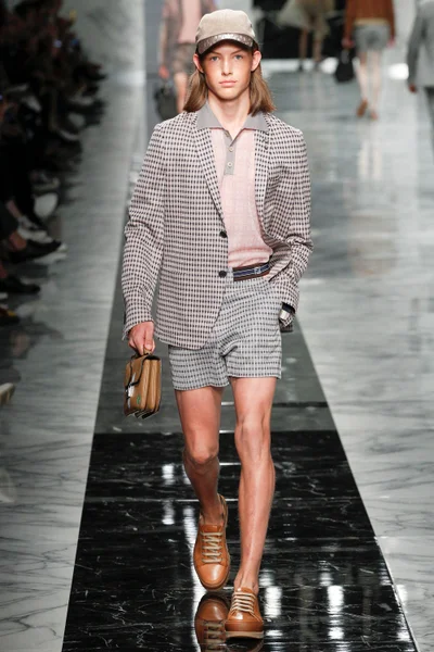 Look 21